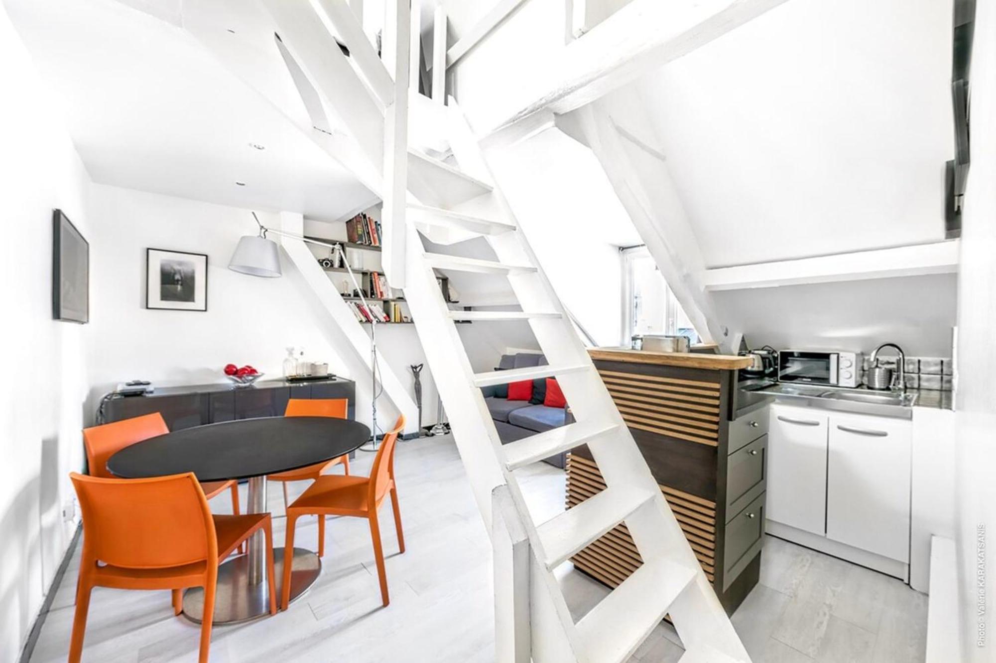 Montparnasse - La Gaite 1Bdr - B'Your Home パリ エクステリア 写真